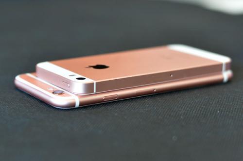 蘋果iPhone X屏幕左下角出現彩屏黑點該怎么解決？