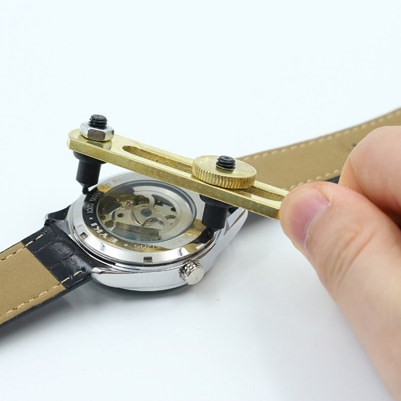雅典機械表走的慢怎么回事